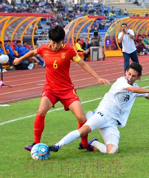 杨丽帽子戏法 中国女足4:1大胜乌兹别克斯坦